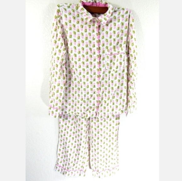 Victoria's Secret Mayfair Pink Pineapple Pajamas - Picture 1 of 3